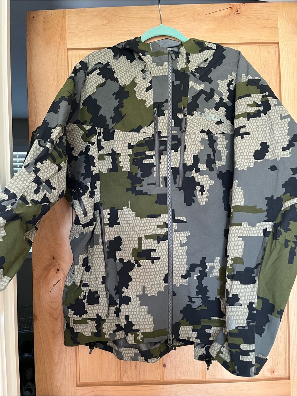 KUIU Storm Shell Hunting Jacket 3XL